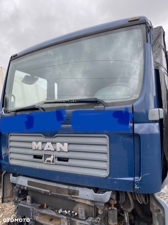 Kabina Man TGA krótka budowlana - 3