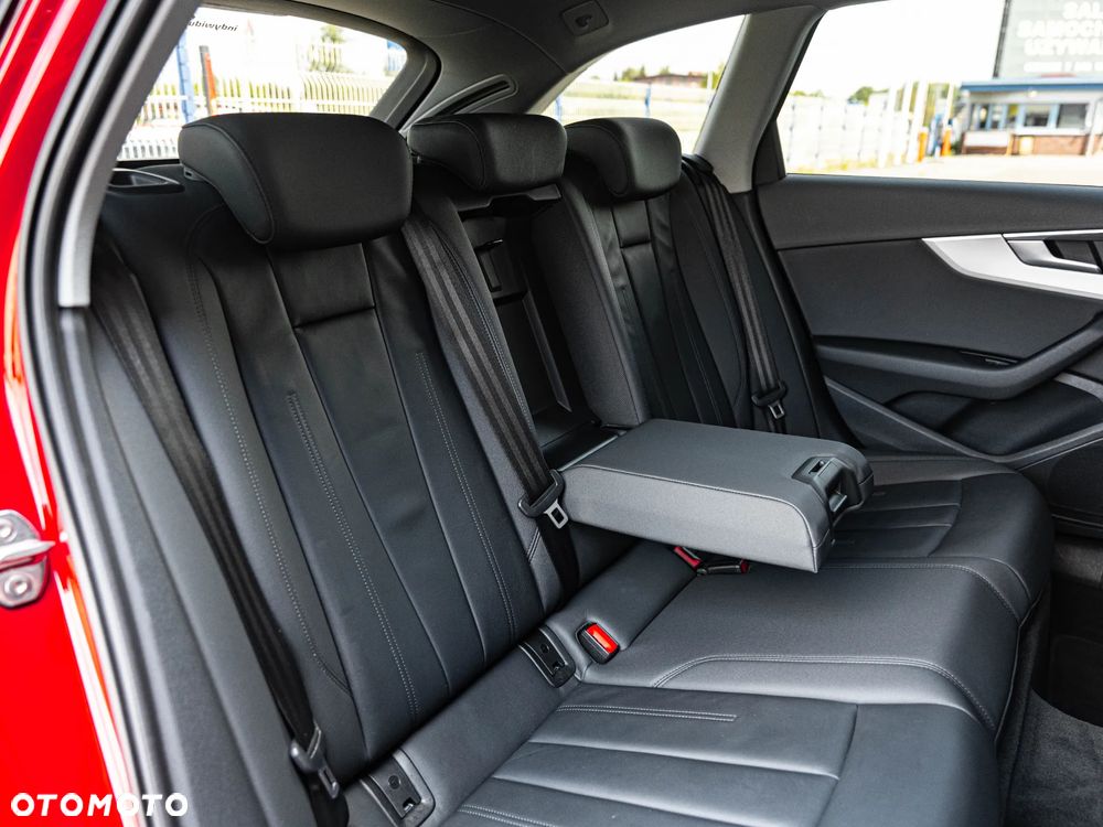 Audi A4 Avant 35 TFSI S tronic sport - 29