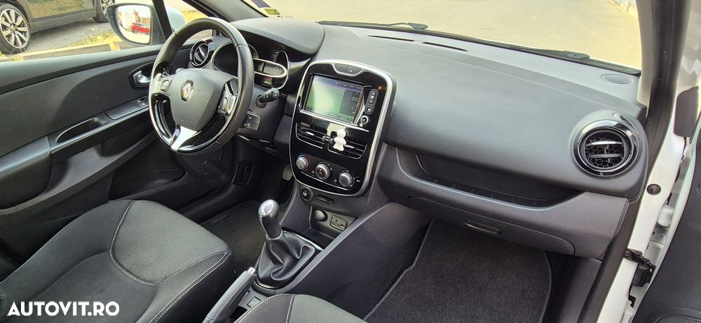 Renault Clio ENERGY TCe 90 Start & Stop Experience - 17