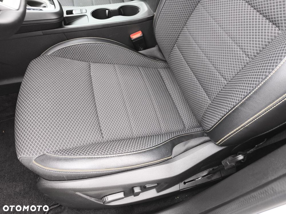 Renault Arkana 1.3 TCe mHEV Techno EDC - 12