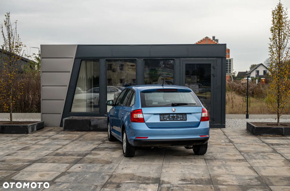Skoda RAPID - 24