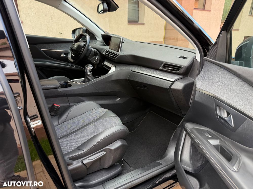 Peugeot 3008 - 15