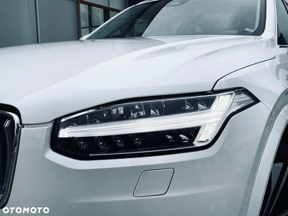 Volvo XC 90 - 3