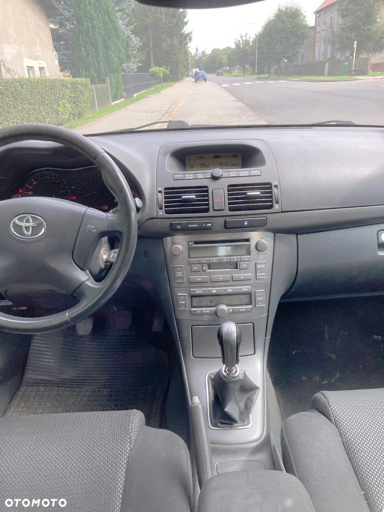 Toyota Avensis 1.8 VVT-i Sol - 6