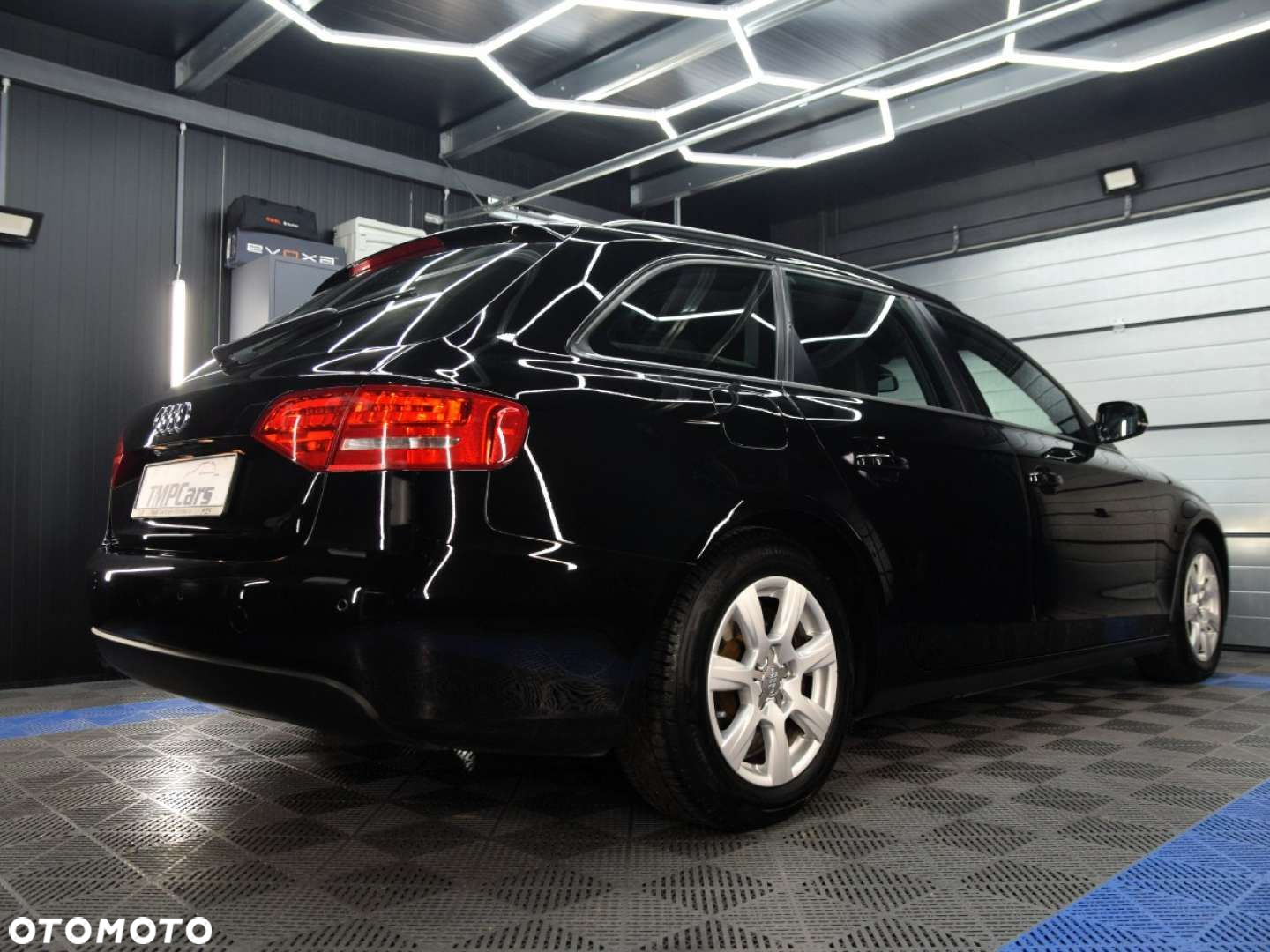 Audi A4 - 4