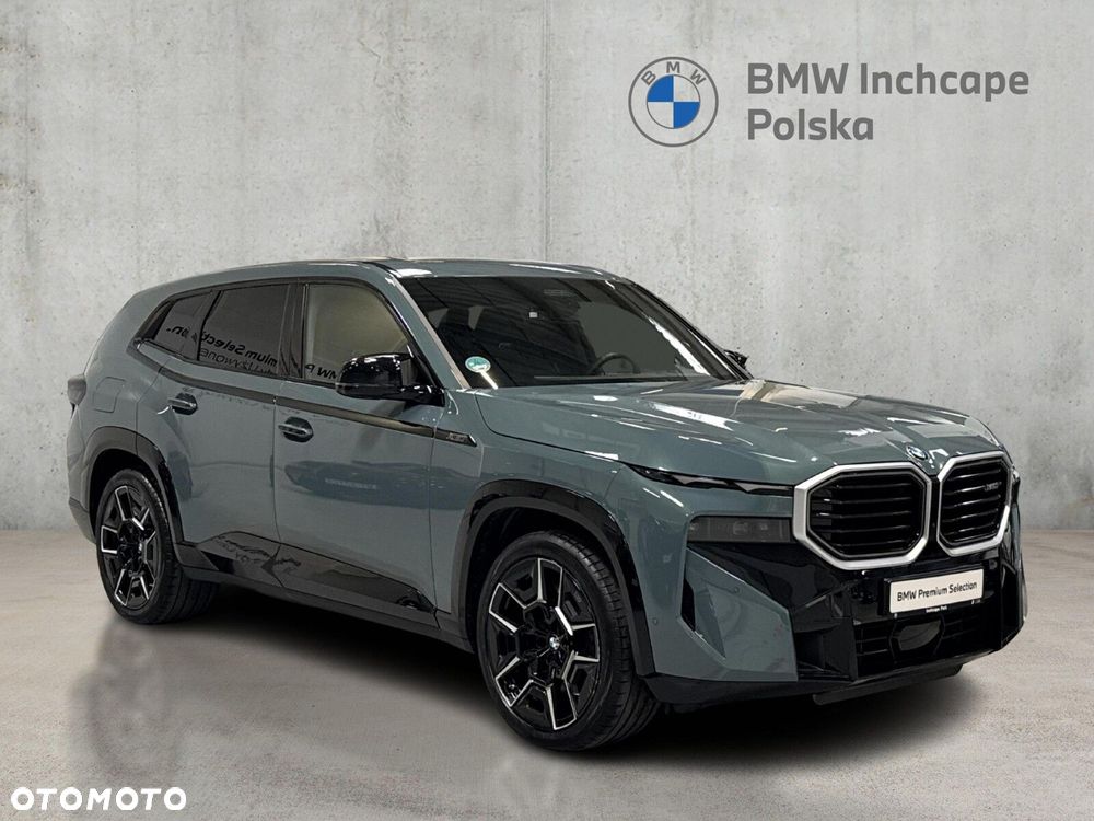 BMW XM - 7
