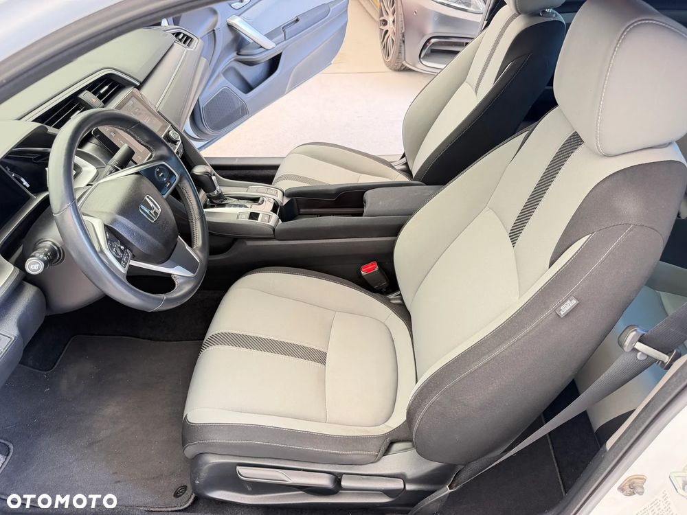 Honda Civic 1.5 i-VTEC Turbo CVT Elegance - 7