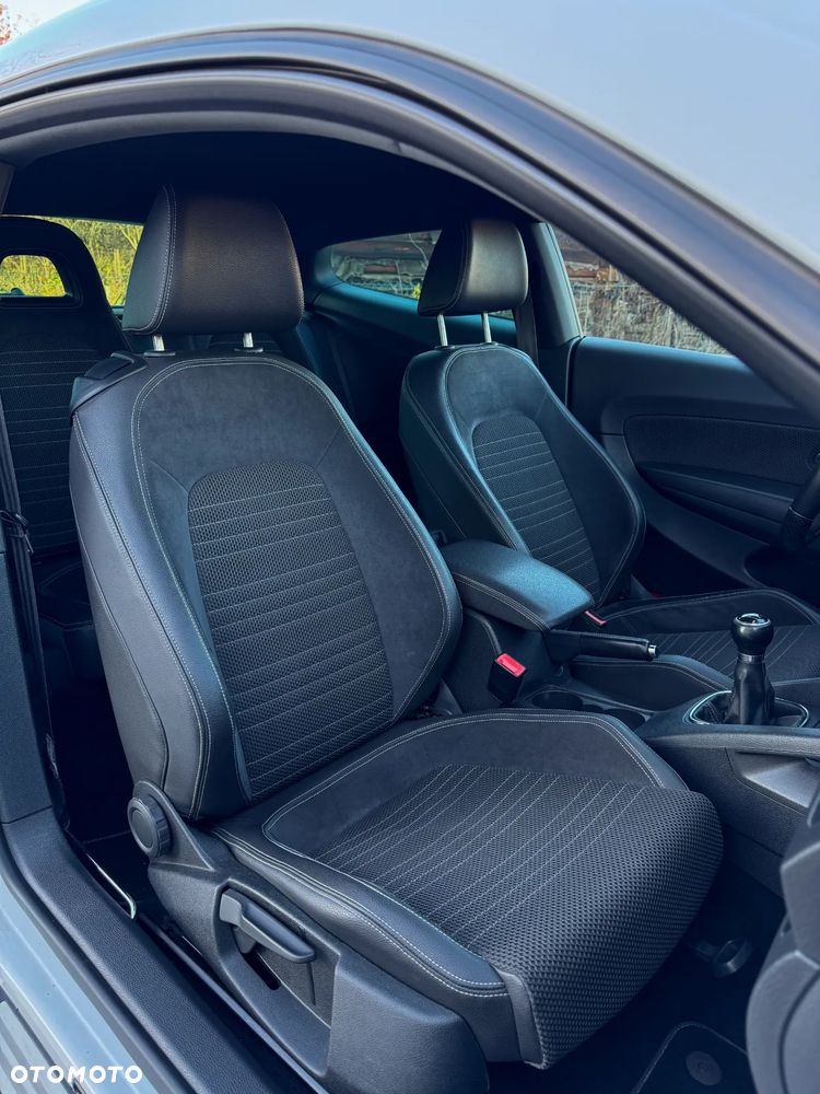 Volkswagen Scirocco 2.0 TSI - 15