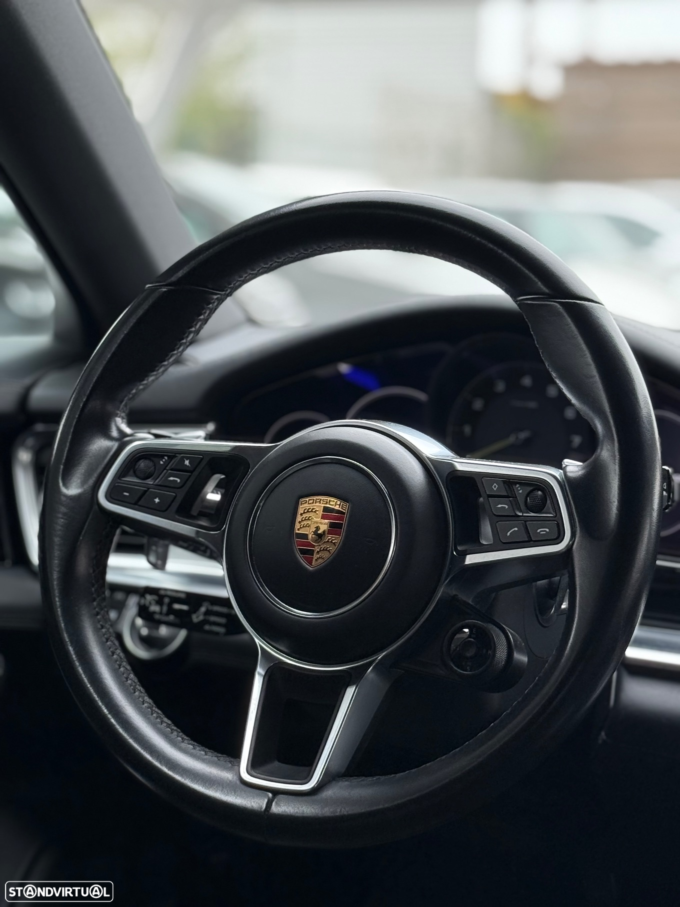 Porsche Panamera Sport Turismo 4 E-Hybrid 10 Years Edition - 9