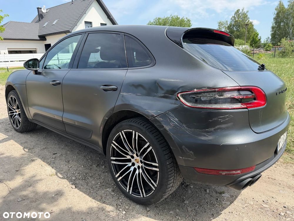 Porsche Macan Standard - 2