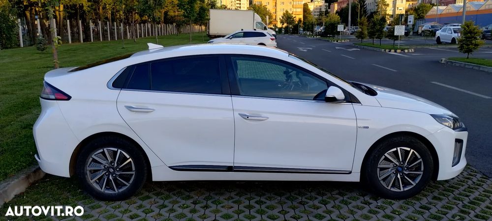 Hyundai IONIQ Style - 6