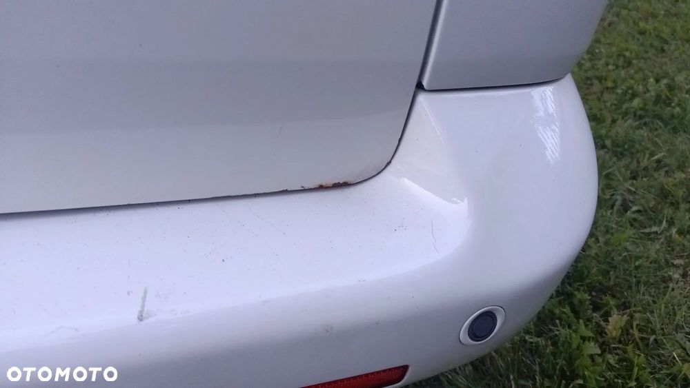 Volkswagen Caravelle - 13