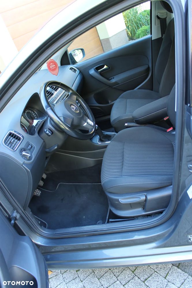 Volkswagen Polo 1.2 TSI Comfortline - 12