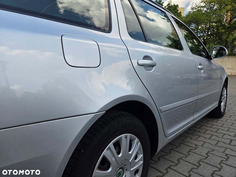 Skoda Octavia 1.4 TSI Ambiente - 13