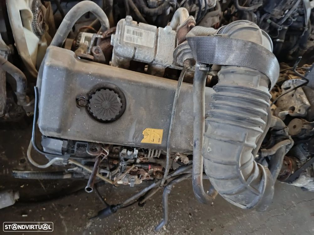 Motor Renault Master 2.5D REF: S8U W 772 - 1