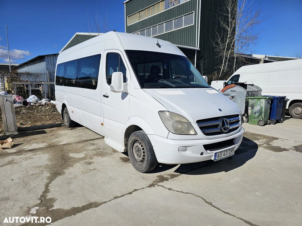 Mercedes-Benz Sprinter - 2
