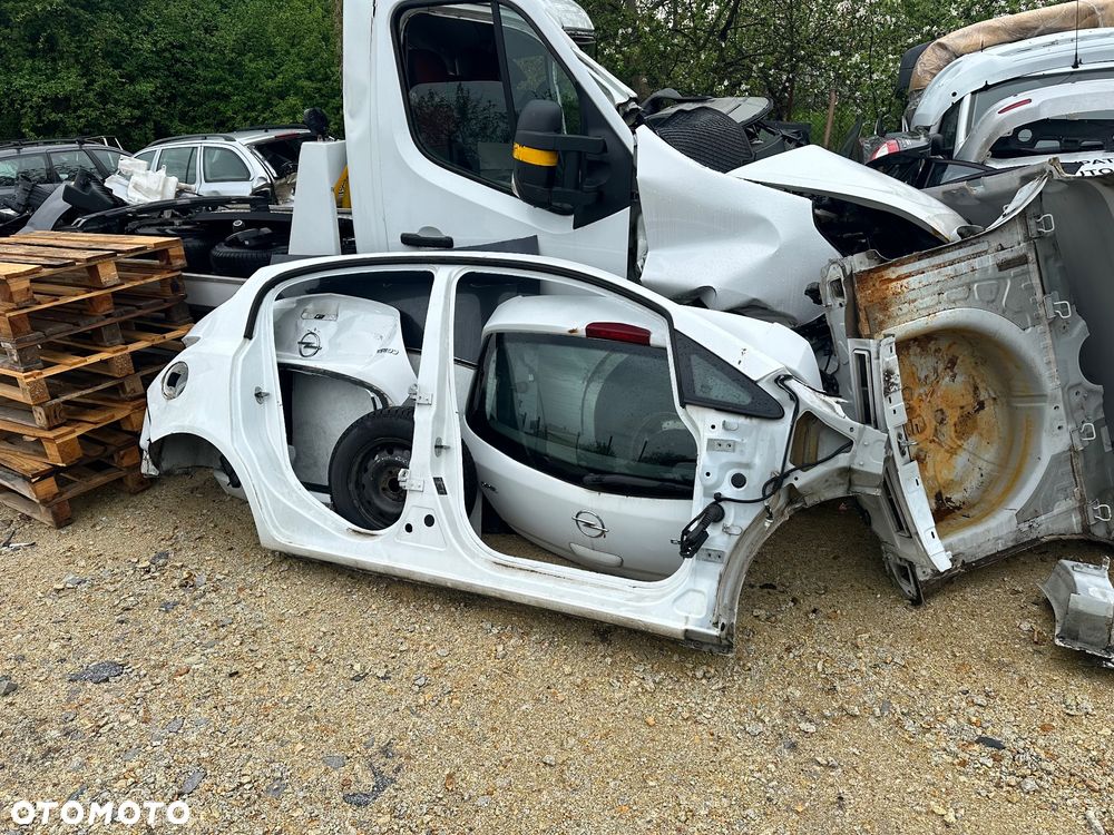 Opel Corsa d błotnik tylny ćwiartka