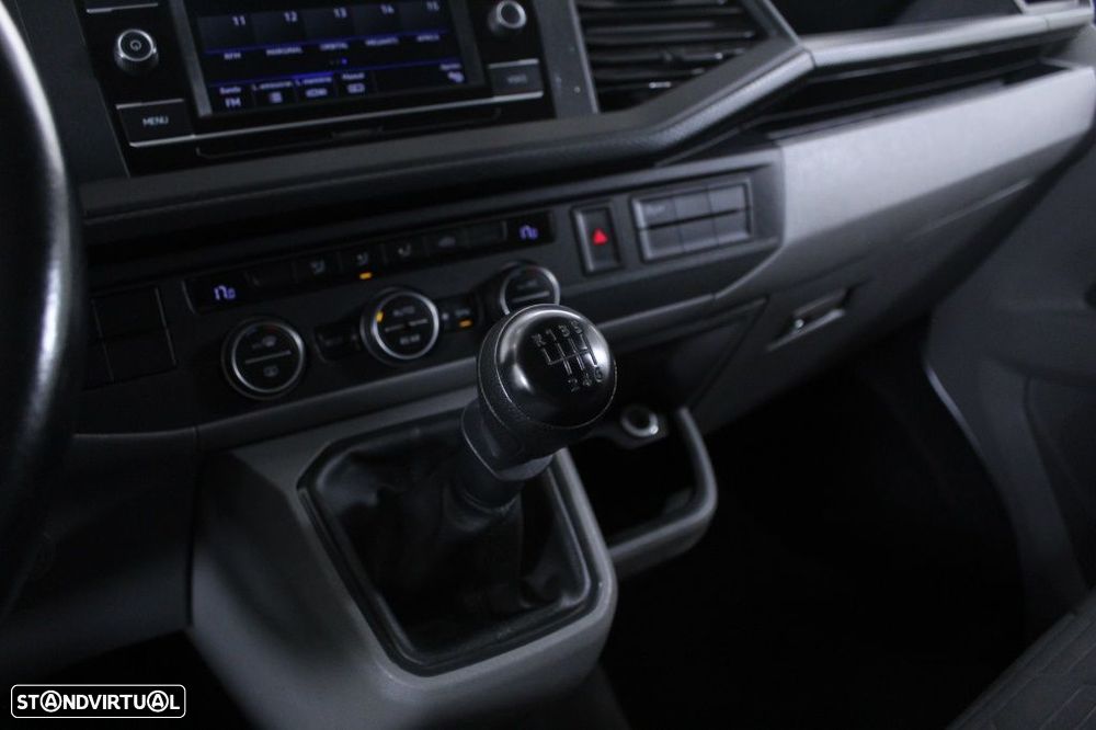 VW Caravelle 2.0 TDI L.Comfortline - 29