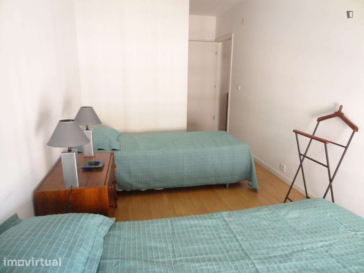 Apartamento com 1 quartos - localizado em Entrecampos Lisbon - Grande imagem: 2/10