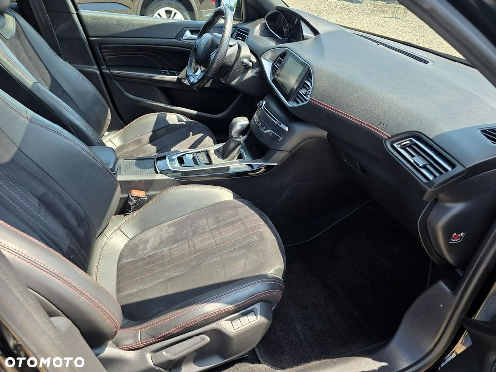 Peugeot 308 BlueHDi FAP 150 EAT6 Stop&Start GT-Line Edition - 31
