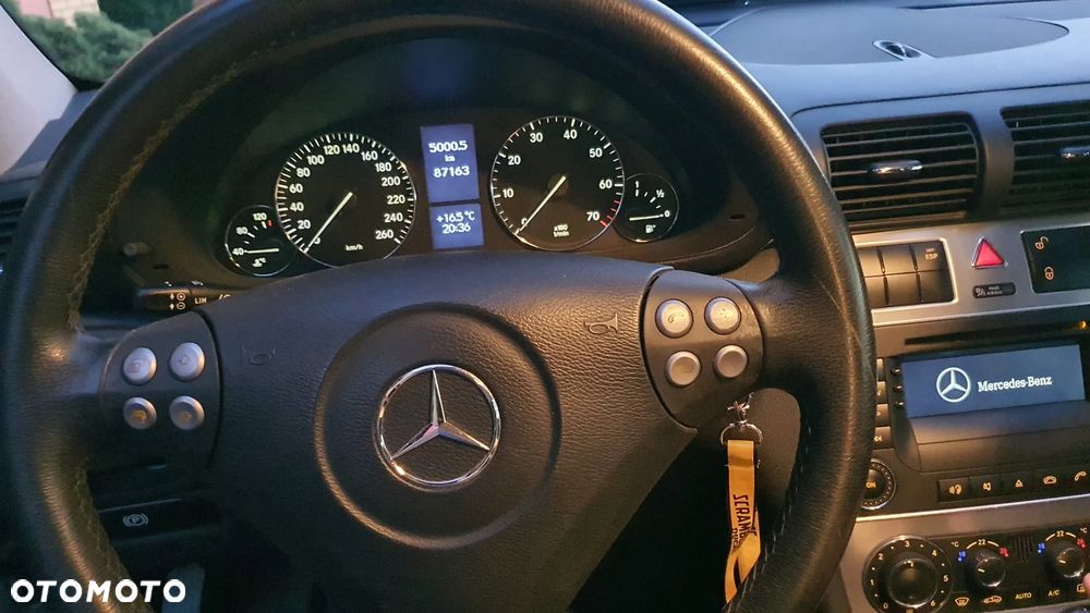 Mercedes-Benz Klasa C 180 Kompressor Starline - 24