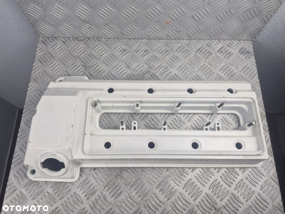 Pokrywa zaworów Prawa strona BMW 5 E39 M62 4.4 3.5 1703174 - 3