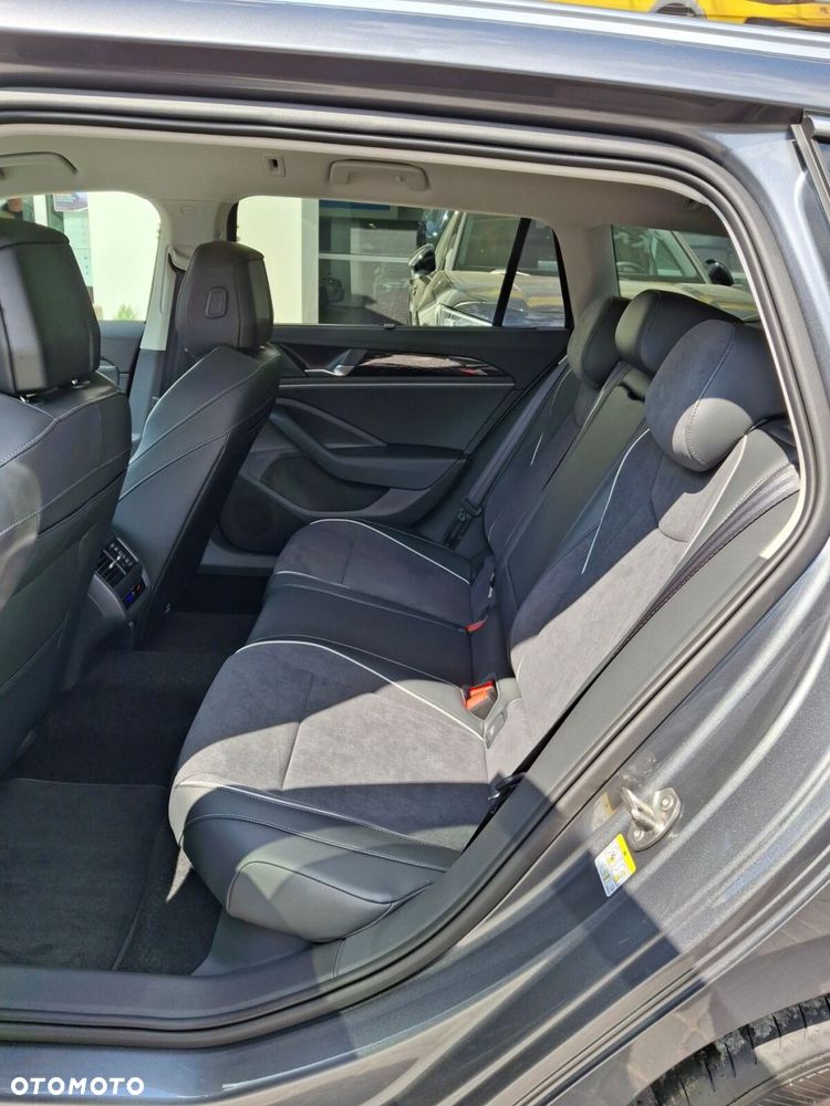 Volkswagen Passat - 18