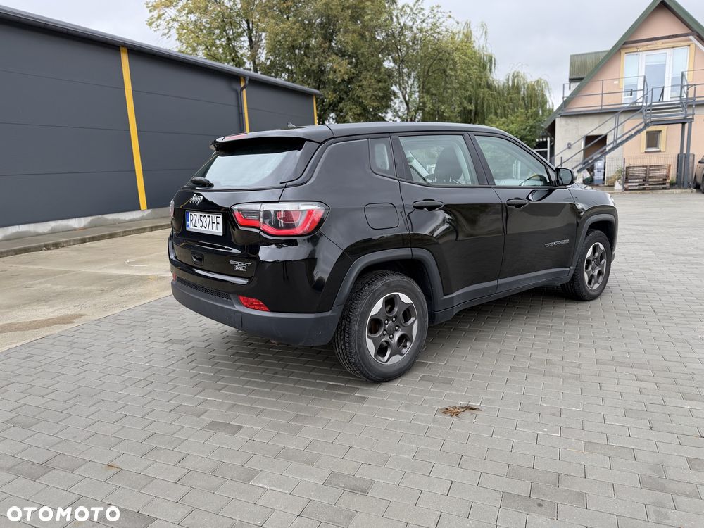 Jeep Compass - 4