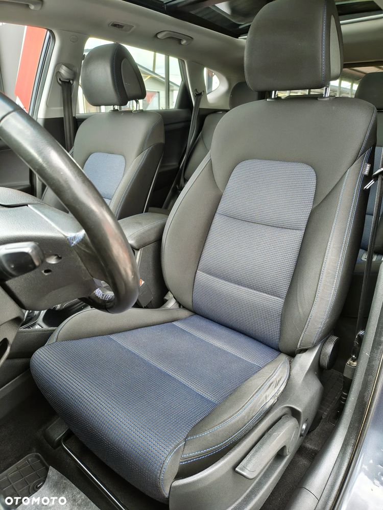 Hyundai Tucson 2.0 CRDi 4WD Passion Plus - 22