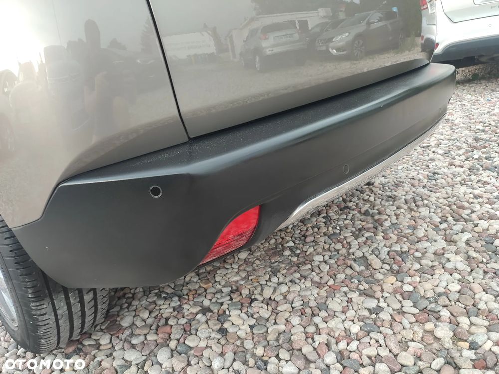 Peugeot 2008 1.2 Pure Tech GPF Allure S&S EAT6 - 14