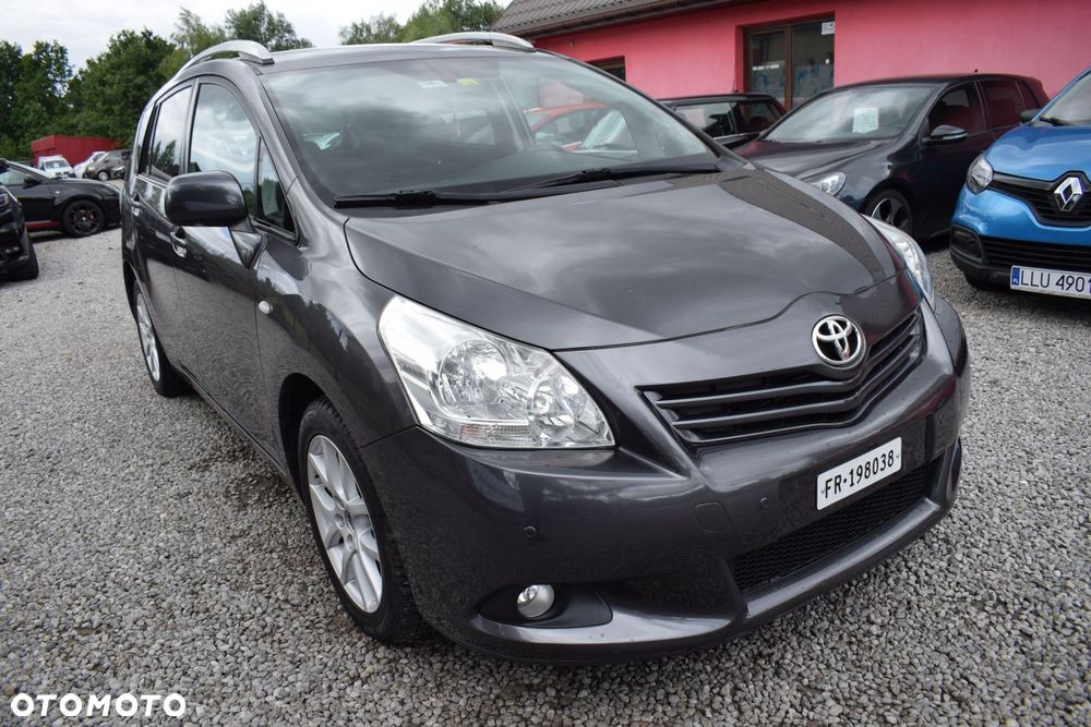 Toyota Verso - 5