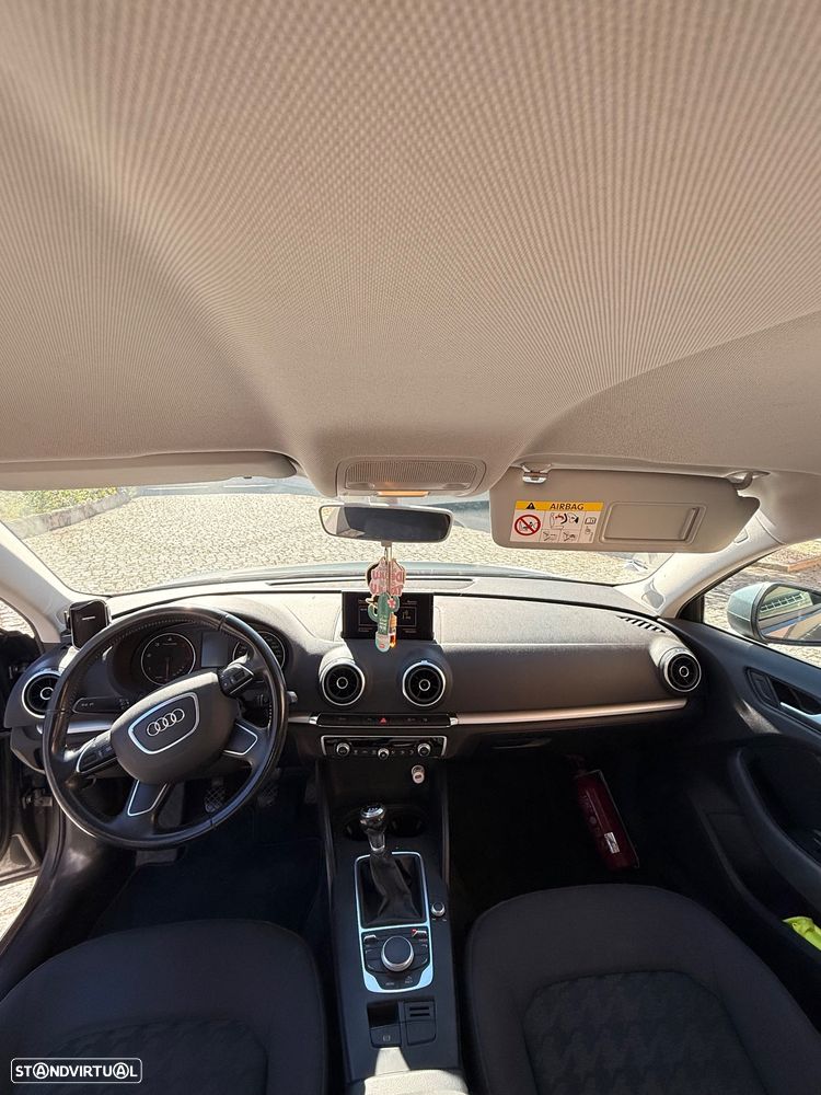 Audi A3 Sportback 1.6 TDI - 13