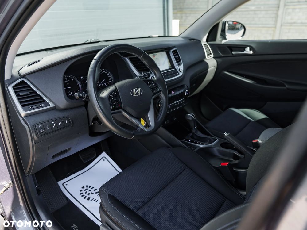 Hyundai Tucson blue 1.7 CRDi 2WD DCT Style - 16