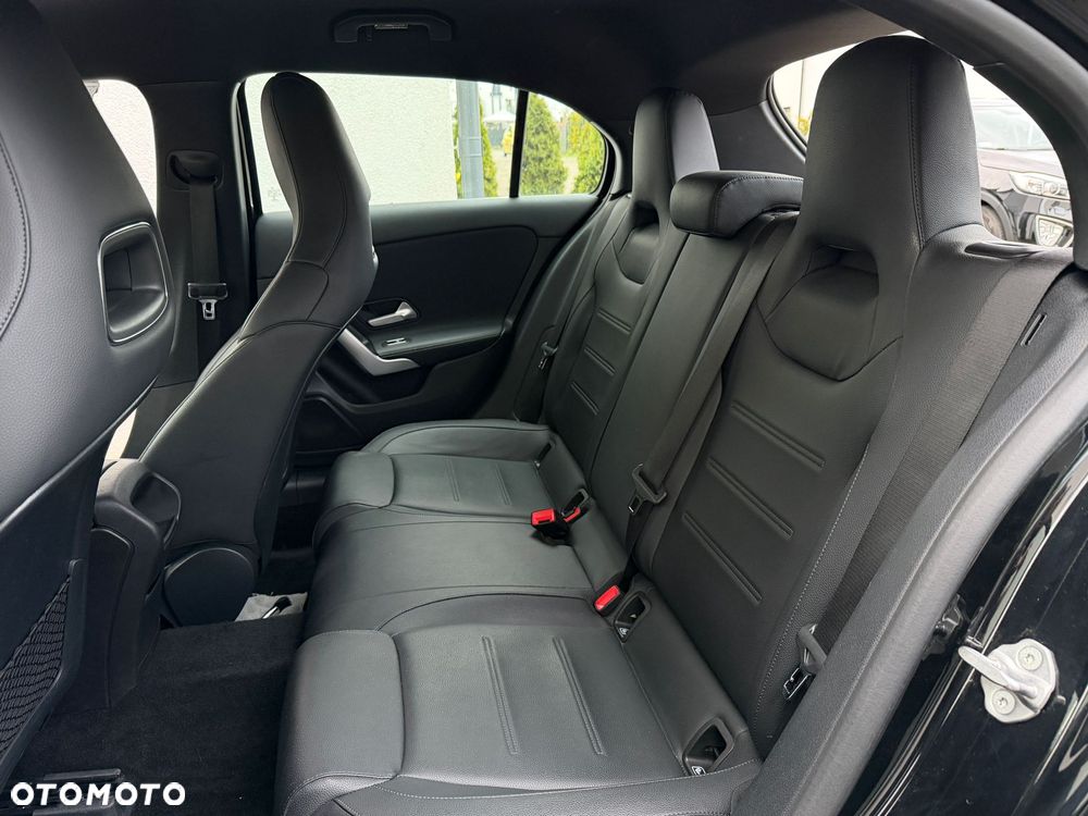 Mercedes-Benz Klasa A 250 Progressive 7G-DCT - 21