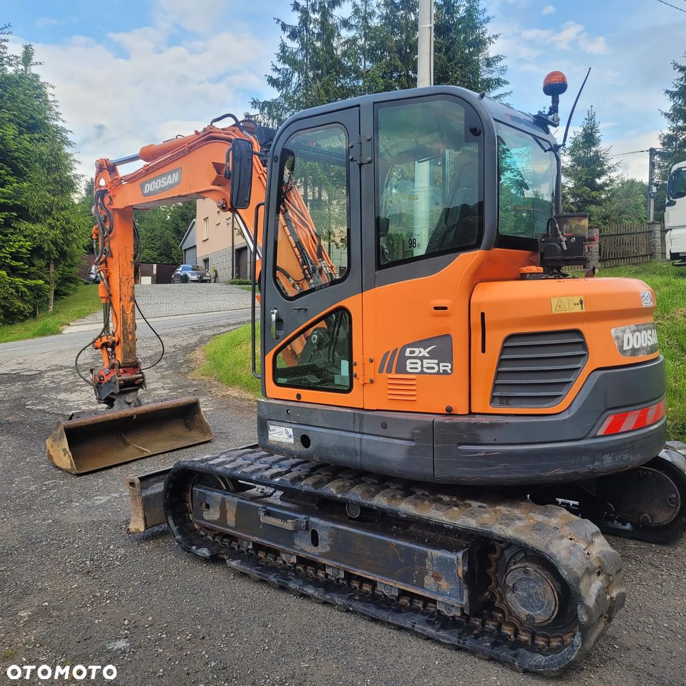 Doosan DX85R - 1