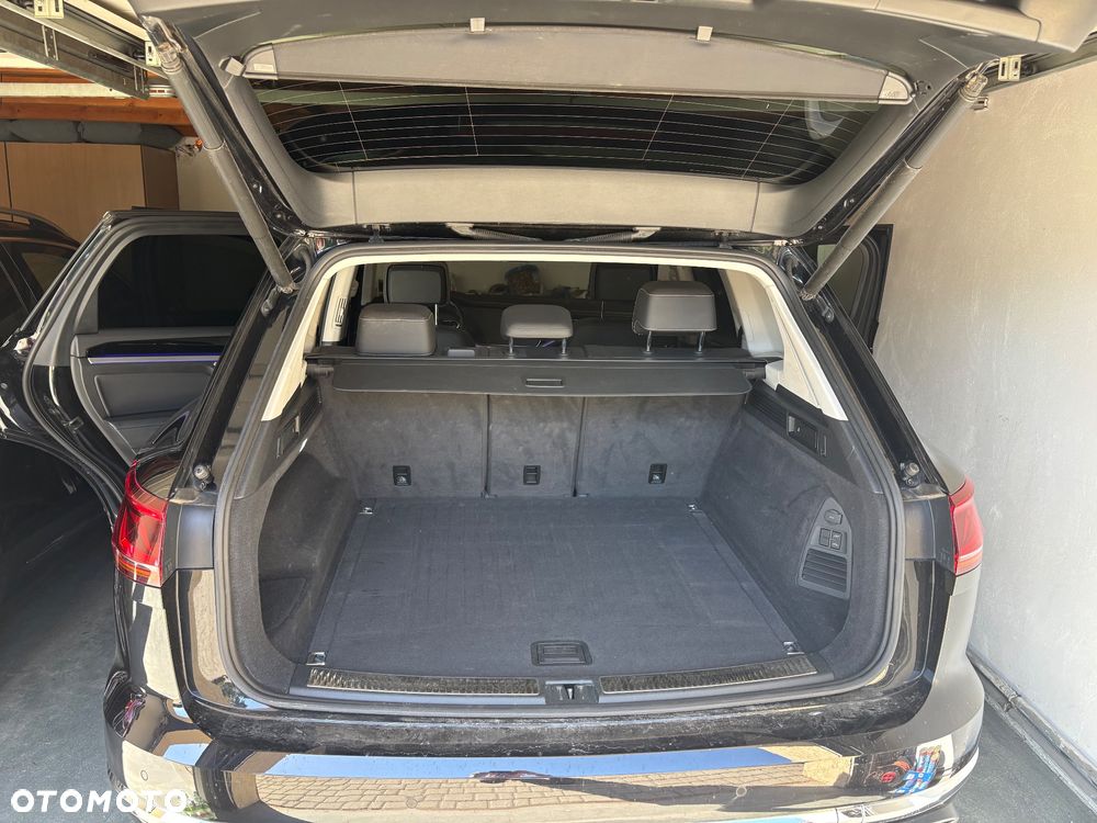 Volkswagen Touareg 3.0 V6 TDI SCR 4Mot R-Line - 14