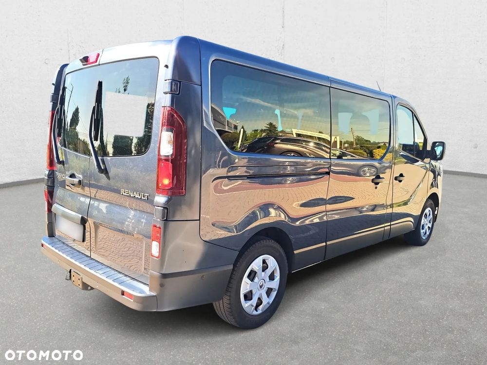 Renault Trafic 2.0 dCi - 6