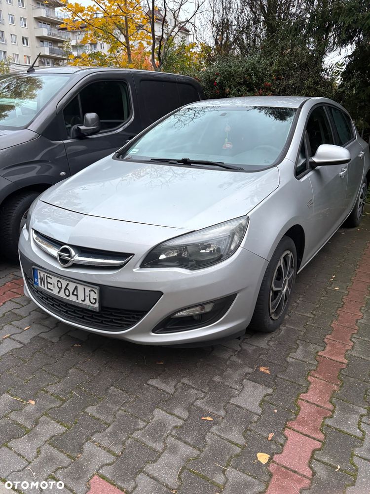 Opel Astra 1.6 - 9