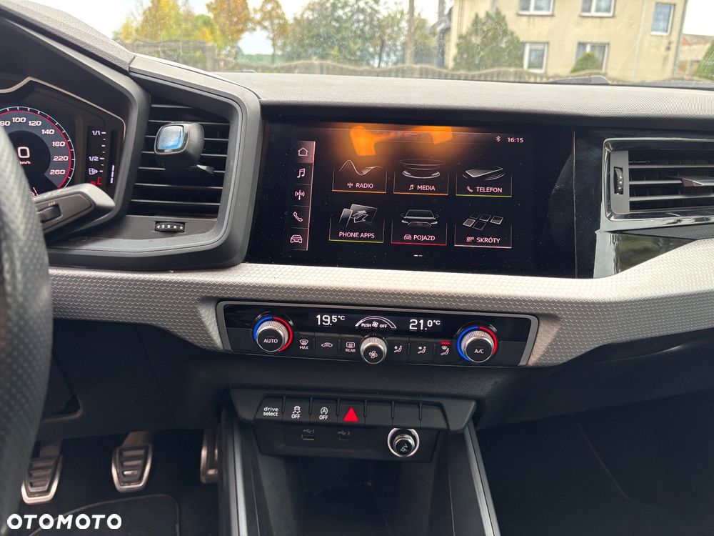 Audi A1 Sportback 30 TFSI S-Line - 15