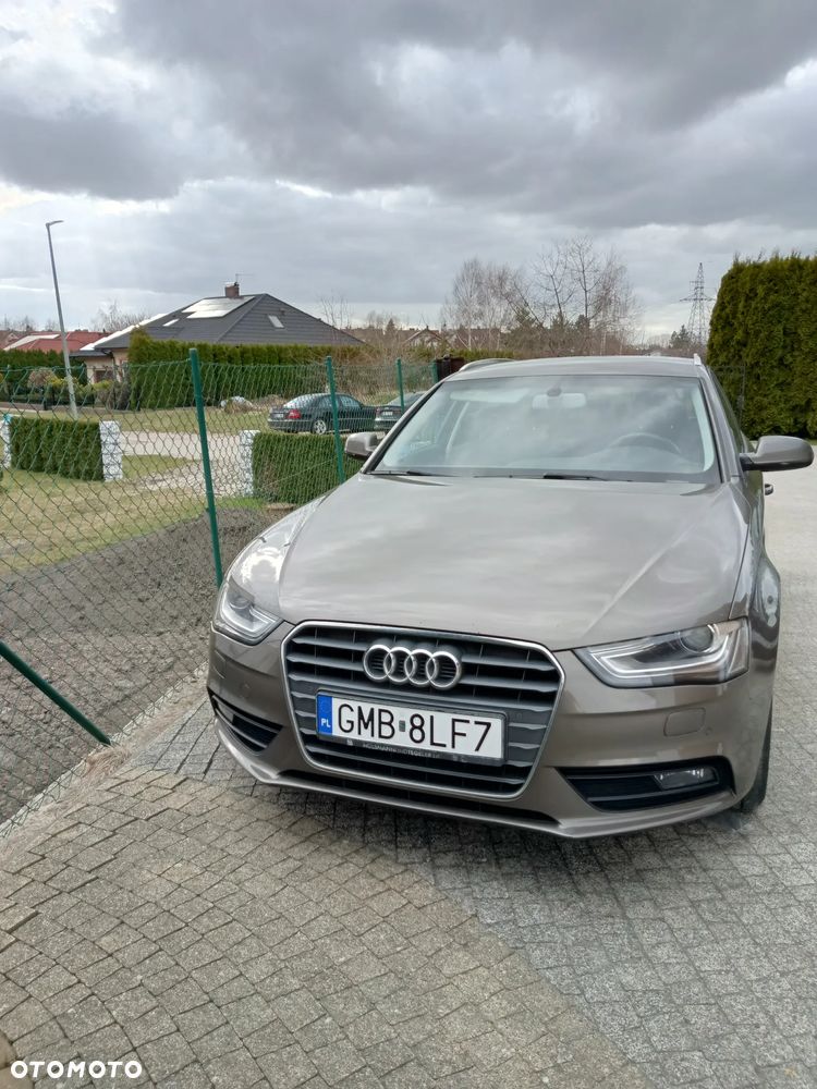 Audi A4 Avant 2.0 TDI S tronic - 1