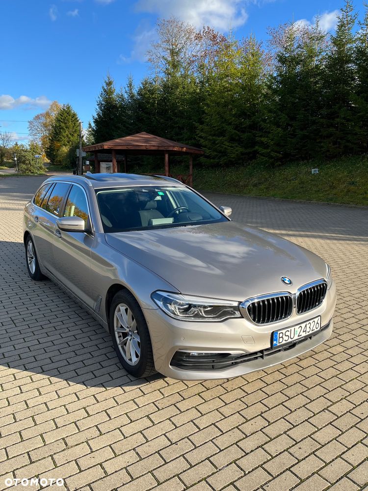 BMW Seria 5 520d xDrive - 7