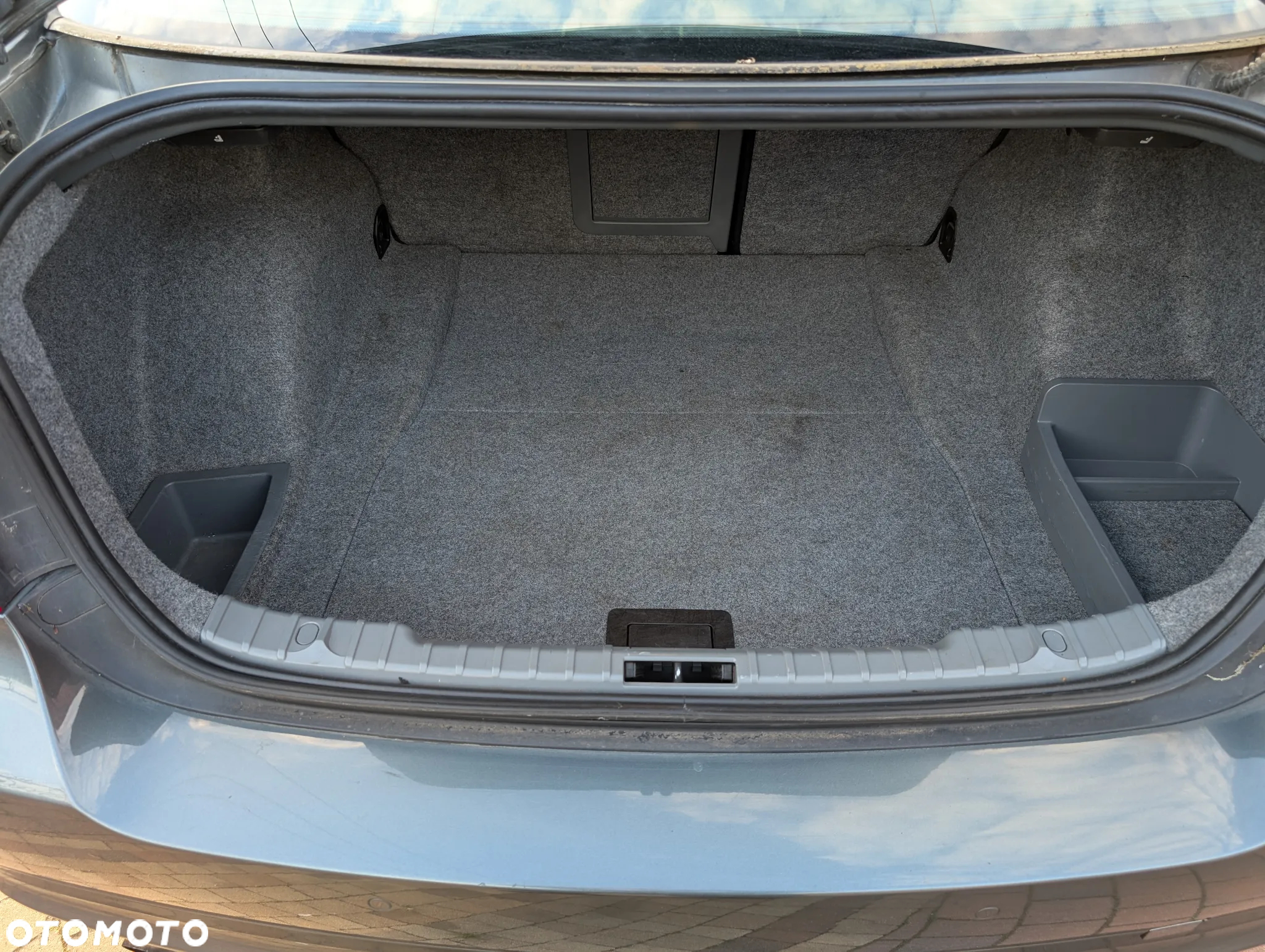 BMW Seria 3 318i - 22
