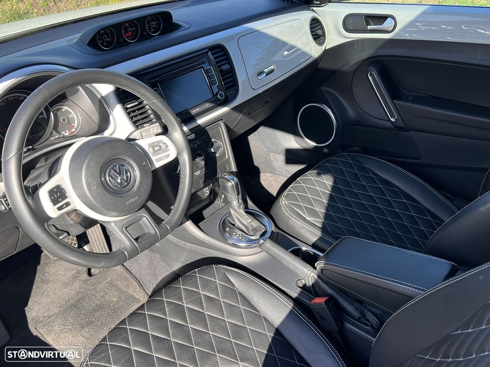 VW New Beetle - 8