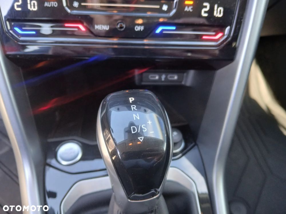 Volkswagen T-Roc 1.5 TSI Special Edition DSG - 21