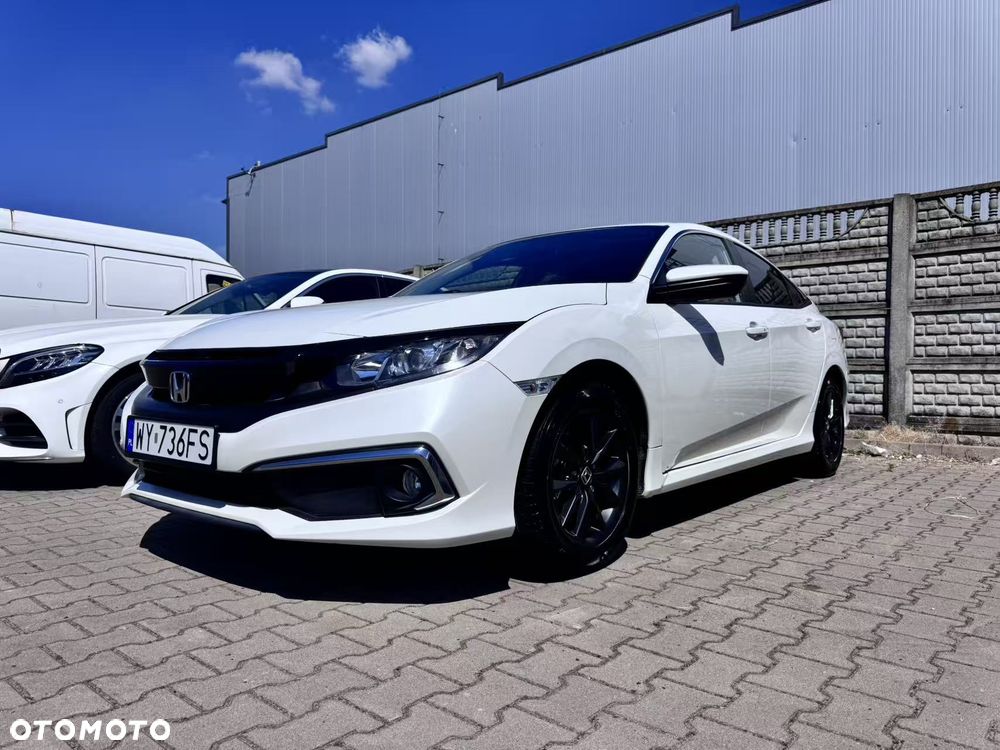 Honda Civic 1.5 i-VTEC Turbo CVT Elegance - 2