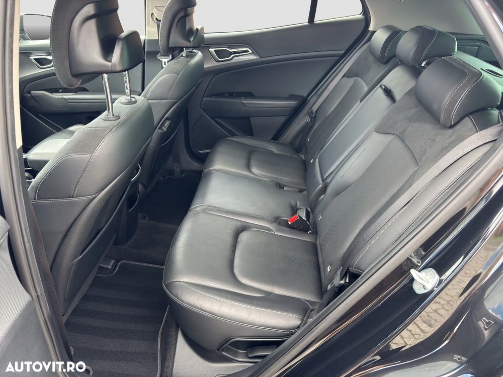 Kia Sportage 1.6 T-GDI PHEV 6AT 4x4 Business Line - 8
