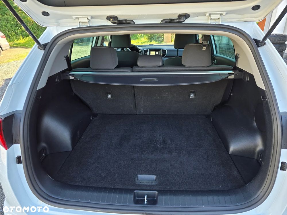 Kia Sportage 1.6 GDI 2WD DREAM-TEAM EDITION - 8