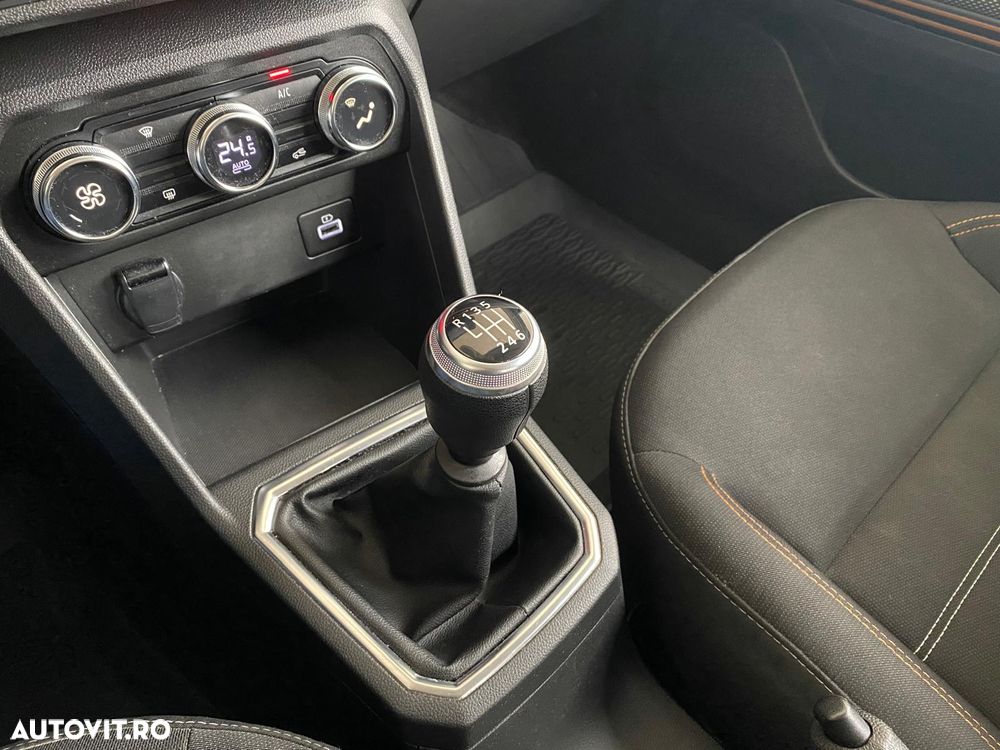Dacia Sandero TCe 90 MT6 Comfort - 10