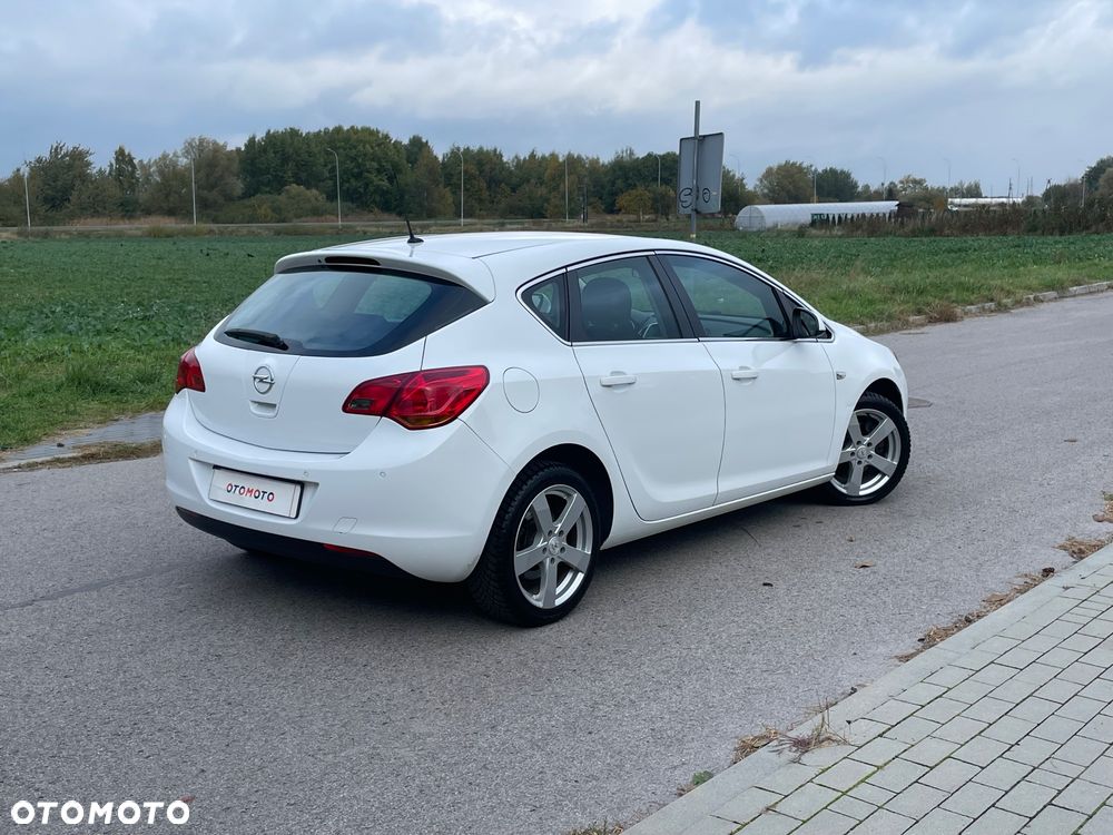 Opel Astra 1.7 CDTI DPF ecoFLEX Start/Stop Selection - 18