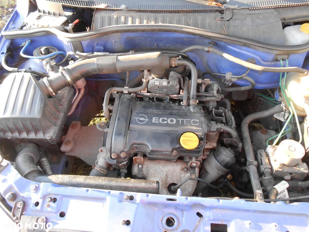 Opel Corsa 1.0 12V Cosmo - 6